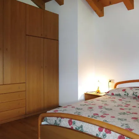펜션 Locazione Turistica Casa Cekova